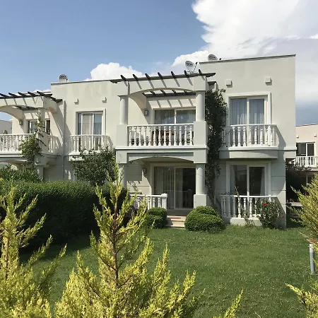 Apartment Bav Flamingo 2+1 Bahce Kati Daire