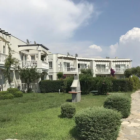 Apartment Bav Flamingo 2+1 Bahce Kati Daire *